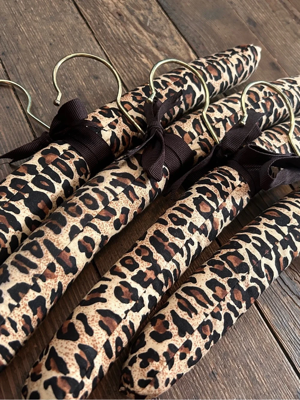 Leopard Print Padded Covered Hangers Set with Gold Hooks 4pc